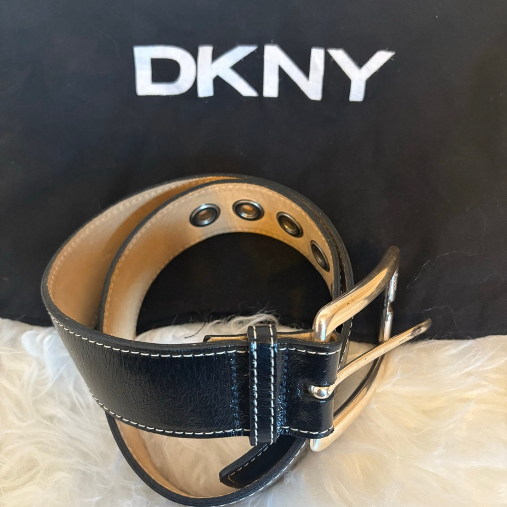 Women's DKNY Small Black White Stitch Leather Glazed Calf Belt Small - Picture 2 of 16
